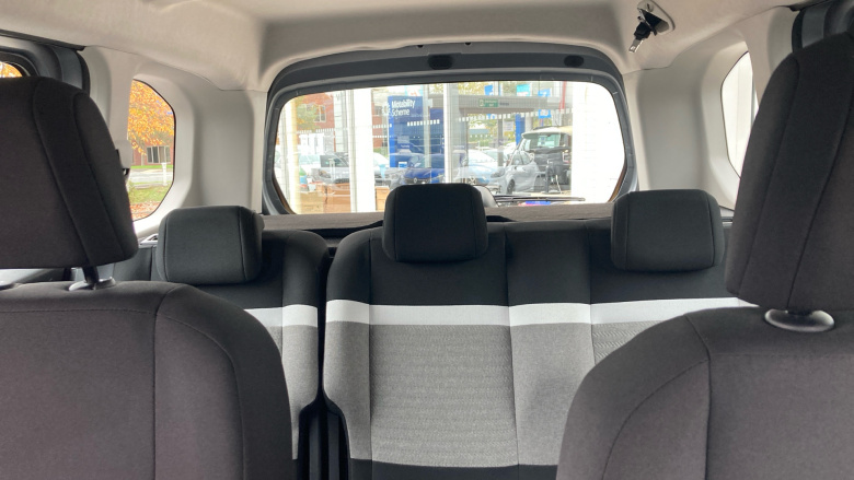 Citroen Berlingo 100kW Plus M 52kWh 5dr Auto Electric Estate